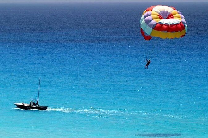 15 minutes Parasailing in Punta Cana - Weather matters in Punta Cana—plan for the sky to win