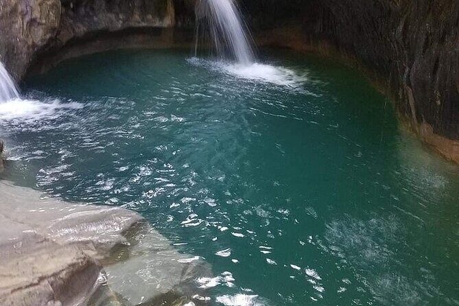 27 Waterfalls of Damajagua – Adventure Tour from Puerto Plata - Small details that make a big difference: Hugo’s approach
