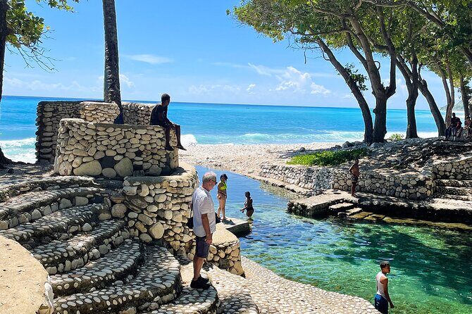 Bahía de las Águilas, ALL INCLUSIVE experience from Barahona - Bahía de las Águilas: your main event plus snorkelling gear