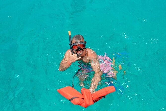 Catalina Island and Snorkeling - Full-day Trip - On the Boat: Safety, Snorkel Help, and the Comfort Factor