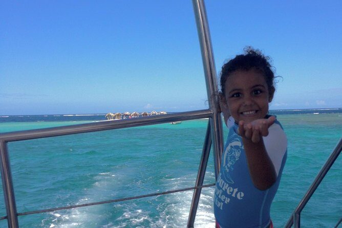 Cayo Arena Catamaran Cruise from Puerto Plata with Lunch - Cayo Arena Time: Mangroves, an Ocean Pool, and Champagne at Shallow Water