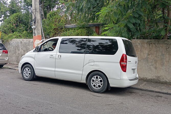 City Tour Puerto Plata, tourist transfers center-Garcia tour - The chocolate stop: quick culture with minimal stress