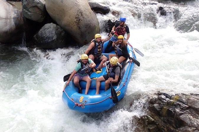 Enjoy An Amazing Rafting Experience In Caribbean - Rafting the Rapids: How the 2-Hour Run Feels
