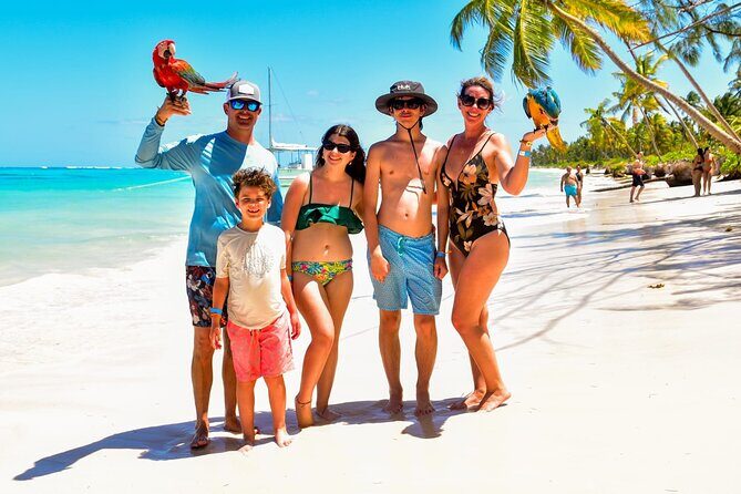 Family Boat Tour in Punta Cana with Snorkeling - Crew and Safety Feel: What the Best Reviews Point to
