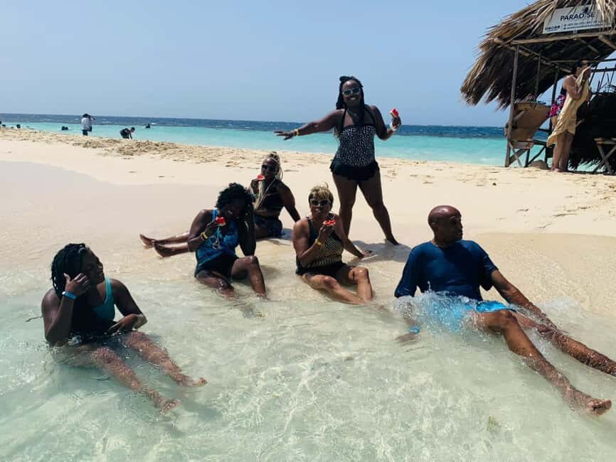 From Puerto Plata: Cayo Arena by VIP Speedboat and Snorkel - Cayo Arena: snorkel time on a white sandbar