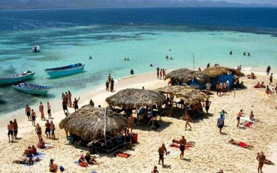 From Puerto Plata: Cayo Arena by VIP Speedboat and Snorkel - Monte Cristi National Park: the mangroves you reach by boat