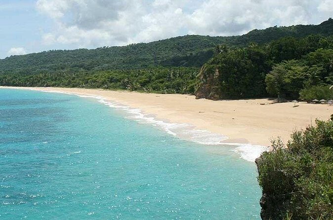Full-Day Blue Lagoon Tour in Dominican Republic - Group size and schedule: how a 20-person tour usually feels