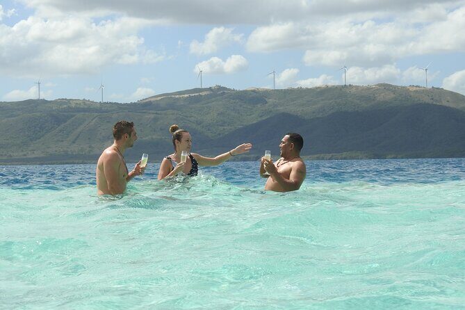 Full Day Isla Bonita Speed Tours - Stop 1: Monte Cristi National Park for 3 hours of desert beaches