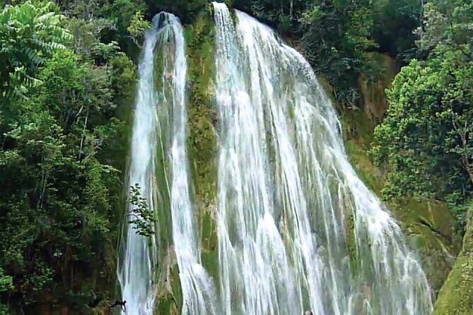 Full day tour Samana, Las Terrenas and El Limón from Santo Domingo - Boat ride across the Atlantic and Samaná Bay