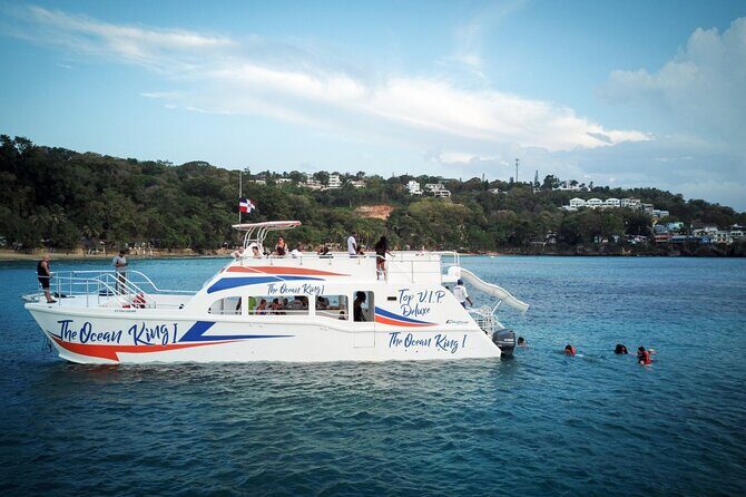 Half Day Sosua Sunset Cruise with Snorkeling - The catamaran experience and onboard vibe (music, drinks, and pacing)