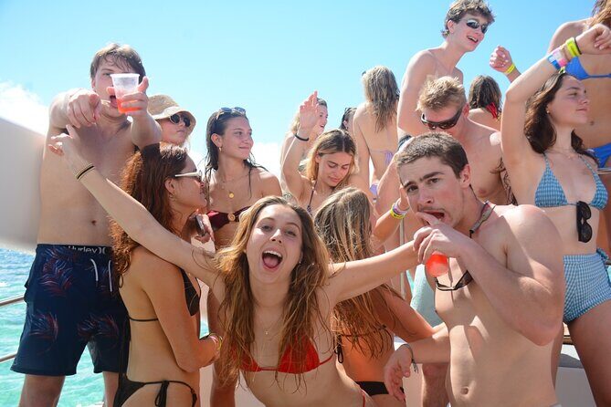 Hip Hop Party Boat Booze Cruise with Open Bar (Adults Only) - Snorkeling gear and how to get the best results
