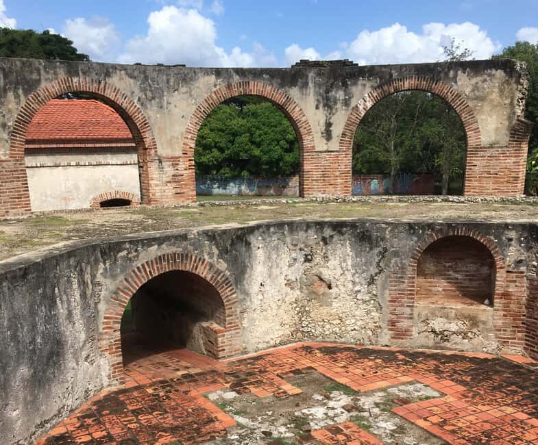 History of Slavery Guided Tour - Ingenio Boca de Nigua: where sugar power and resistance intersect