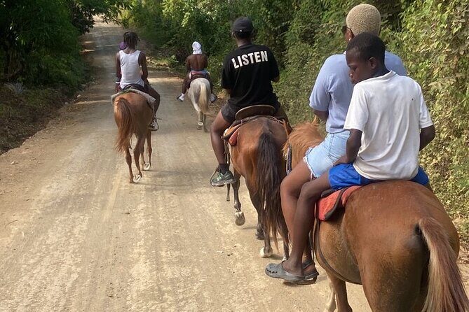 Horseback Riding in the Dominican Countryside from Puerto Plata - Guide support that makes the day feel personal (Leonel and Marlenny example)