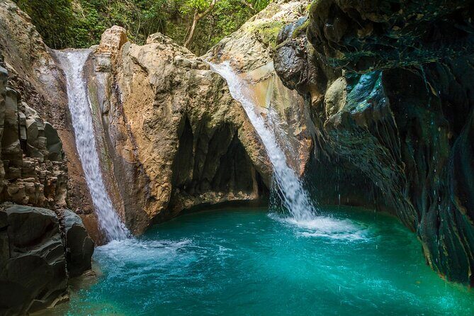 Hotels - Airbnb & villas pick up - WATERFALLS OF DAMAJAGUA - Key things to know before you go