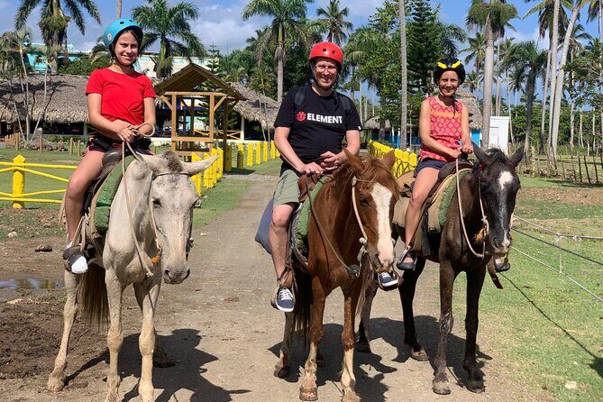 Miches Beach Horseback Riding - What makes this horseback ride worth your time