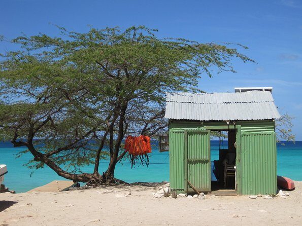 Nature Combo Oviedo Lagoon & Bahia de las Aguilas - Laguna de Oviedo: boat time, island views, and wildlife moments