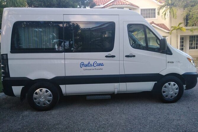 One Way Private Hotel or Airport Transfer Uvero Alto Hotels - What’s Included in the Vehicle (Wi‑Fi, Water, Clean and Tracked)