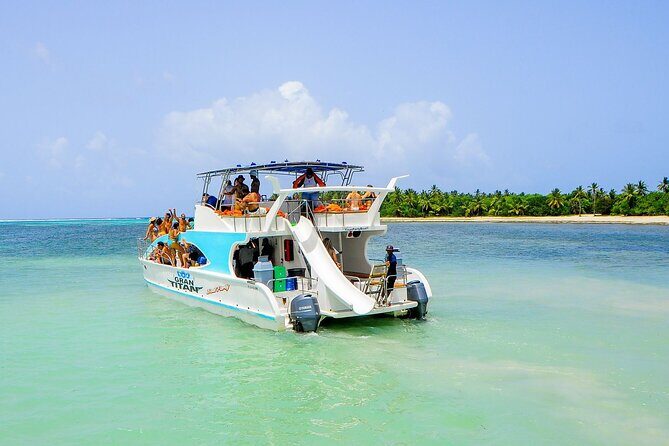 Party Boat Punta Cana - Natural pool stop with waist-deep water: the calmer swim moment