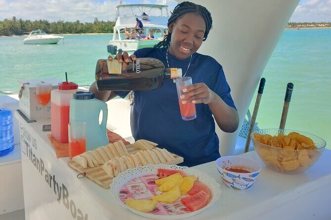 Premium Party Boat in Bávaro - Punta Cana - Practical snorkeling tips you’ll actually use
