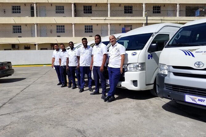 “Private Airport Transfer from Santo Domingo (SDQ)” - The Car Ride: Air-Conditioned Comfort and Real Luggage Help
