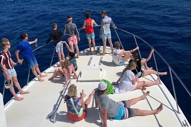 Private Cruise on a Hatteras 52 - Entering the Day: Private Hatteras 52 Meets Sousa Beach