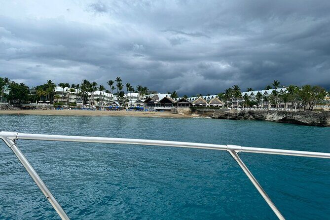 Private Cruise on a Hatteras 52 - Pickup and Timing: Amber Cove, Taino Bay, Puerto Plata, Cabarete