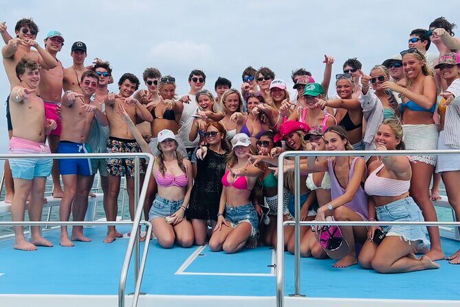 Private Party boat, snorkeling, sand bar, music, drinks - Snorkeling over colorful fish: what to expect