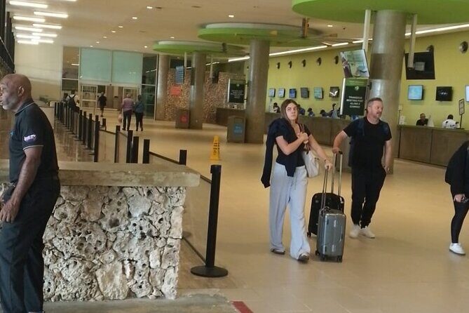 Private transfer between Santo Domingo Airport and Punta Cana - Key things to know before you ride