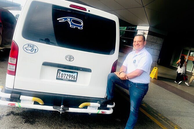 Private transfer between Santo Domingo Airport and Punta Cana - Drivers and communication: why the human part counts