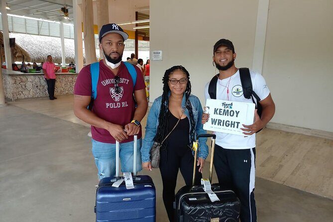 Private Transfer from Punta Cana Airport to Punta Cana and Bavaro - “Nice Driver” Is Still Worth Something