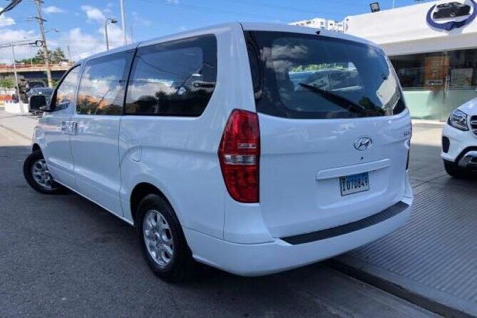 Private Transportation from Santo Domingo Airport to Bayahibe, La Romana Hotel. - The drive itself: comfort, timing, and what to watch for