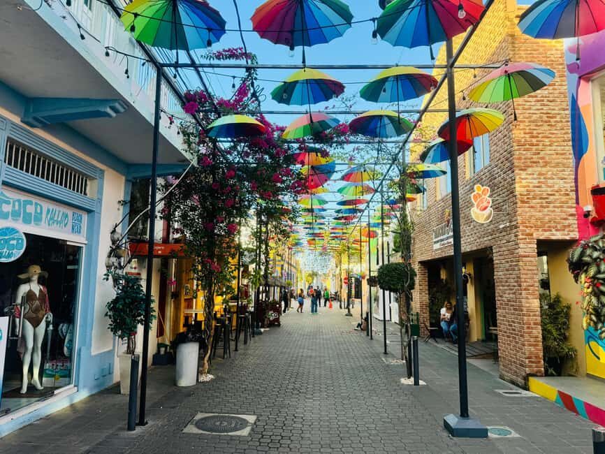 Puerto Plata City Tour and Cable Car Ride - Lunch, Short Production Stops, and a Show Moment