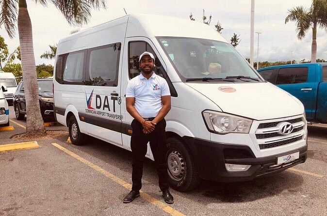 Punta Cana Airport to LIVE AQUA (Uvero Alto) R/T - Drop-off at LIVE AQUA Punta Cana (Uvero Alto): what to look for