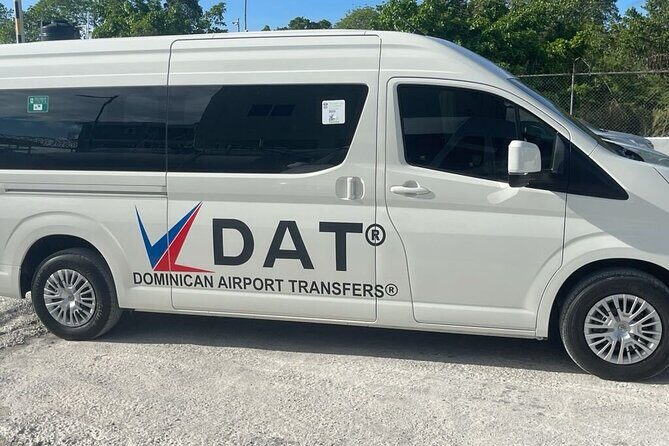 Punta Cana Airport to OCEAN BLUE & SAND in PUNTA CANA R/T - Price and Value: When $145 Actually Feels Reasonable