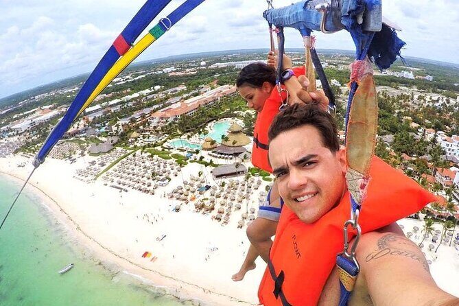 Punta Cana Parasailing Experience Over the Stunning Coastline - How the 1-Hour Flow Works: Pickup, Boat Timing, and Getting Up