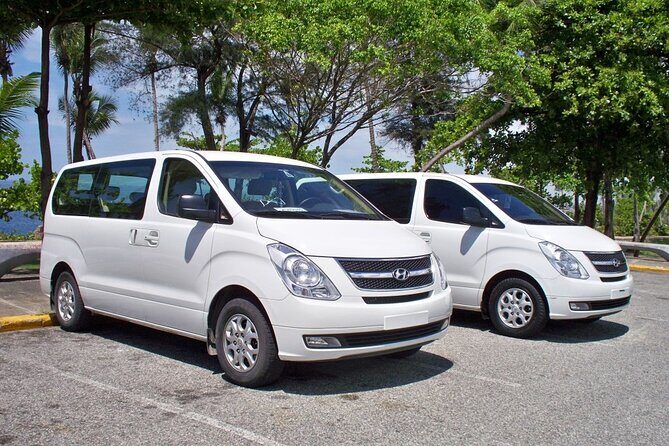 Round Trip Airport Transfers / Uvero Alto / Hotel - Price and value: $159 per group up to 4