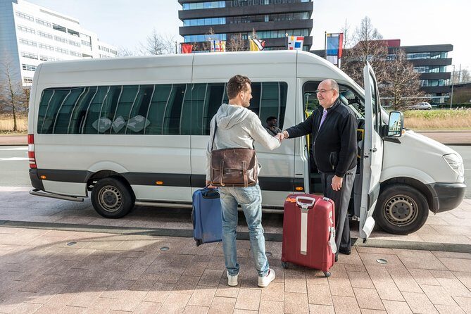 Santo Domingo Airport (SDQ) Round Trip Transfer to/from Santo Domingo Hotels - Price and Timing: What $24 Per Person Really Means