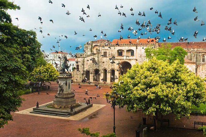Santo Domingo Full Day Tour with Lunch and Cultural Insights - Dominican Lunch: What You’ll Eat and Why It’s Part of the Experience
