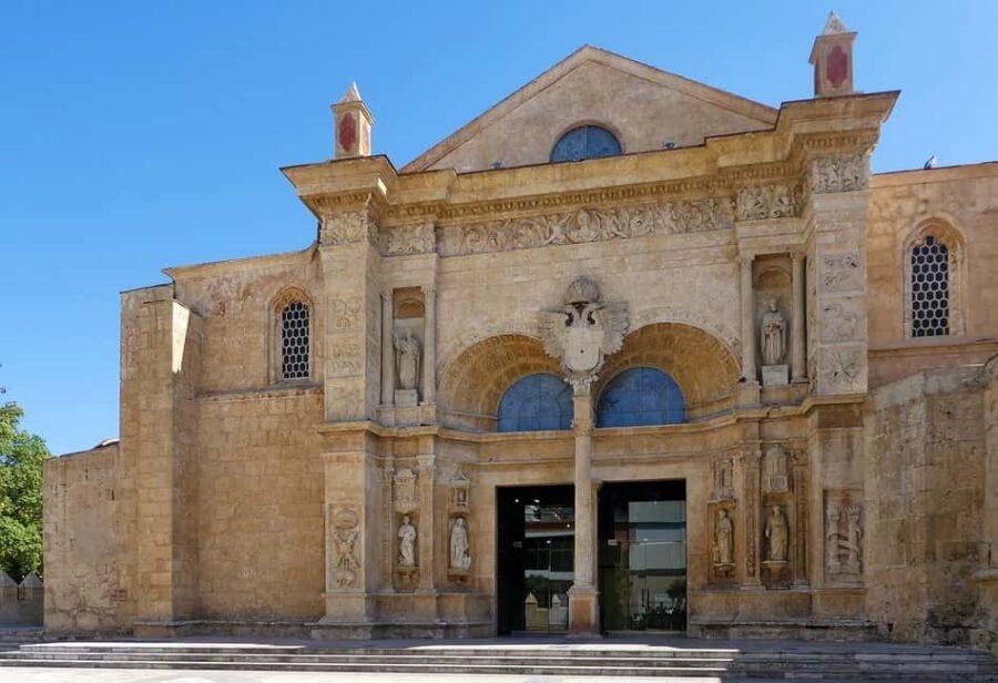 Santo Domingo: Private City Tour walking - Old Santo Domingo on Foot: UNESCO Zona Colonial, 3 Hours, Real Street Time