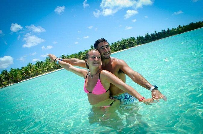 Saona Island Day Trip with Lunch, Transportation and Drinks - Isla Saona beach time: 5 hours is a sweet spot
