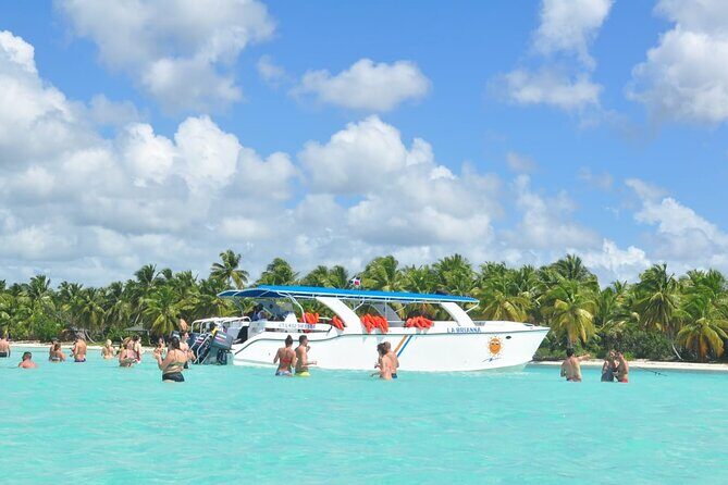 Saona Island Full-Day Tour from Santo Domingo - Lunch and Drinks: The Value of Being Fed and Not Rushed