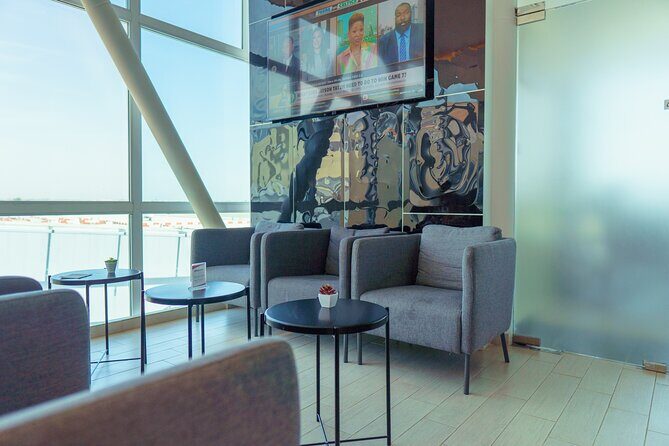 STI Airport Arrival - VIP Lounge & Fast Track Service - Price and value: is $120 per person worth it?