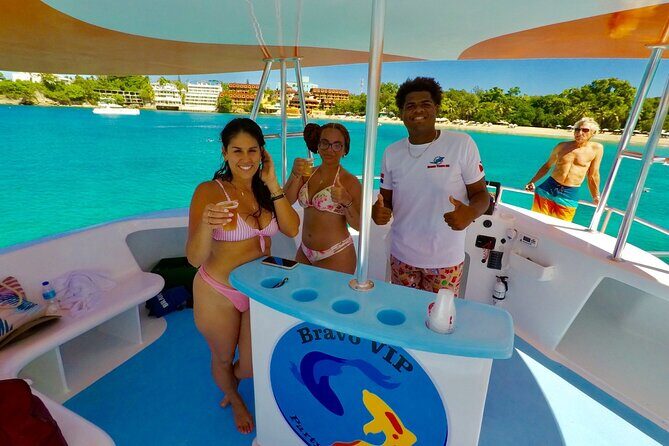 VIP Party Boat & Snorkeling - BBQ and open bar: how the food fits the day (and what to watch for)