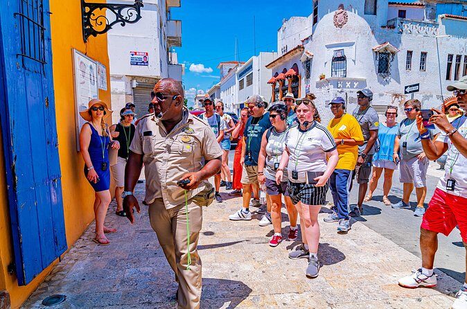 Walking Tour from Santo Domingo City - Stop 5: La Atarazana and the included Dominican meal