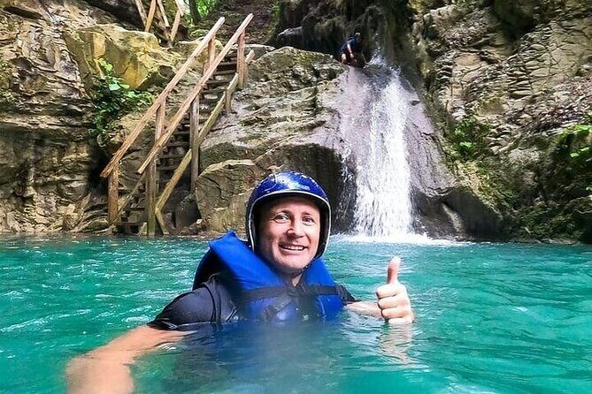 Zipline with Waterfalls and Lunch, Amber Cove and Taino Bay - Safety Gear, Weight Limits, and Who This Tour Fits